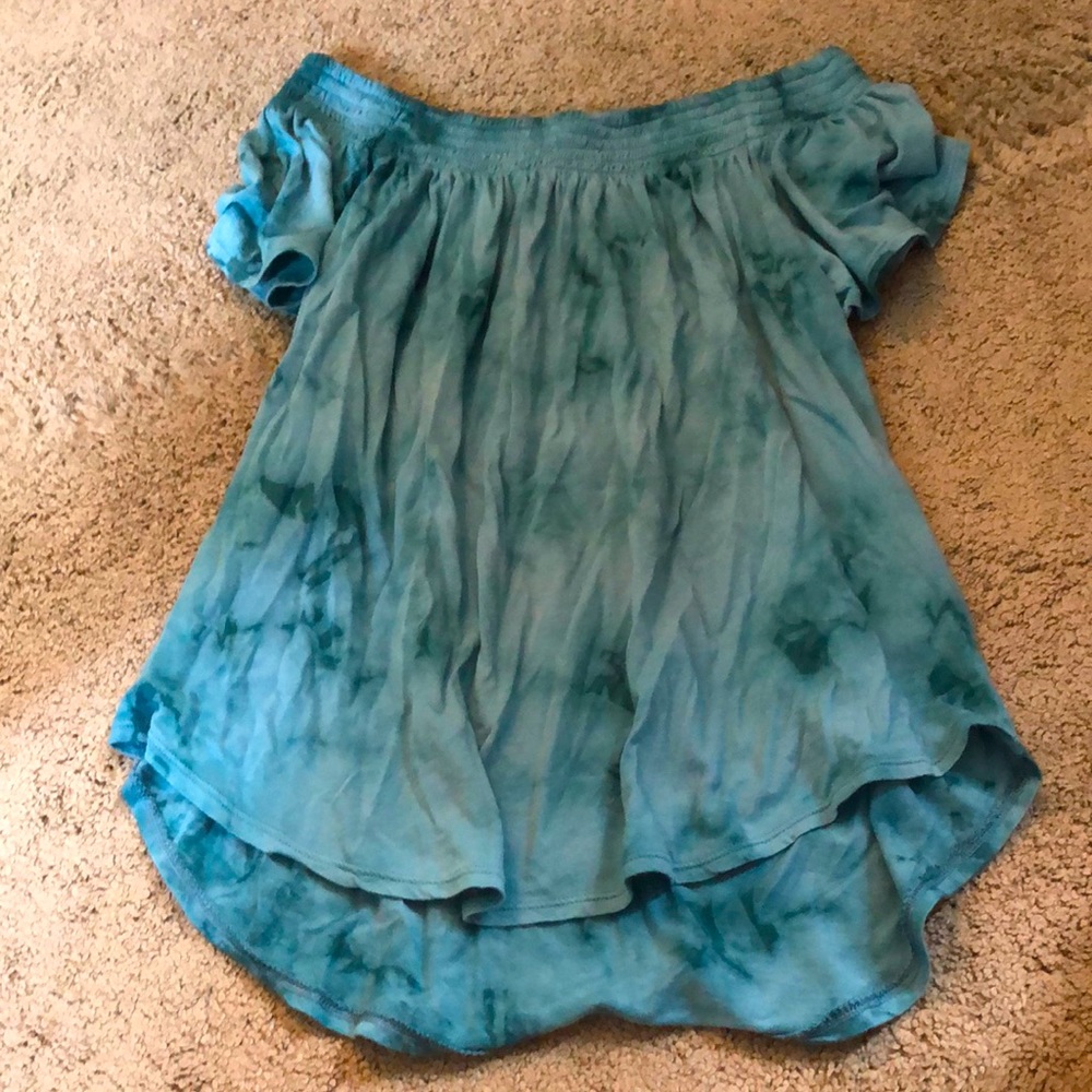 Express Off-The-Shoulder Top!